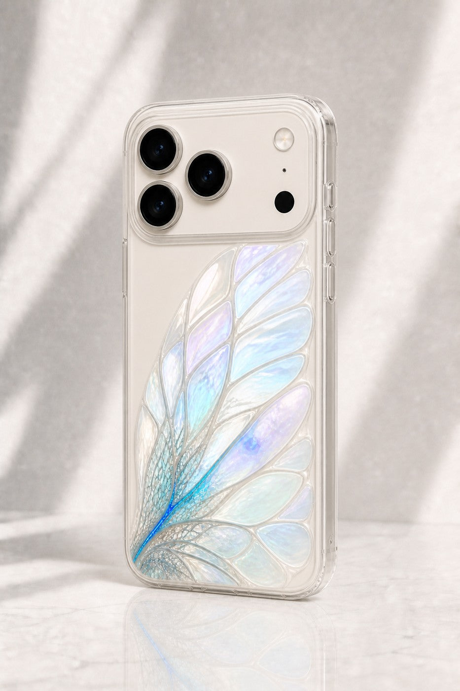Opaline Wing 綺麗な羽根クリアスマホケース